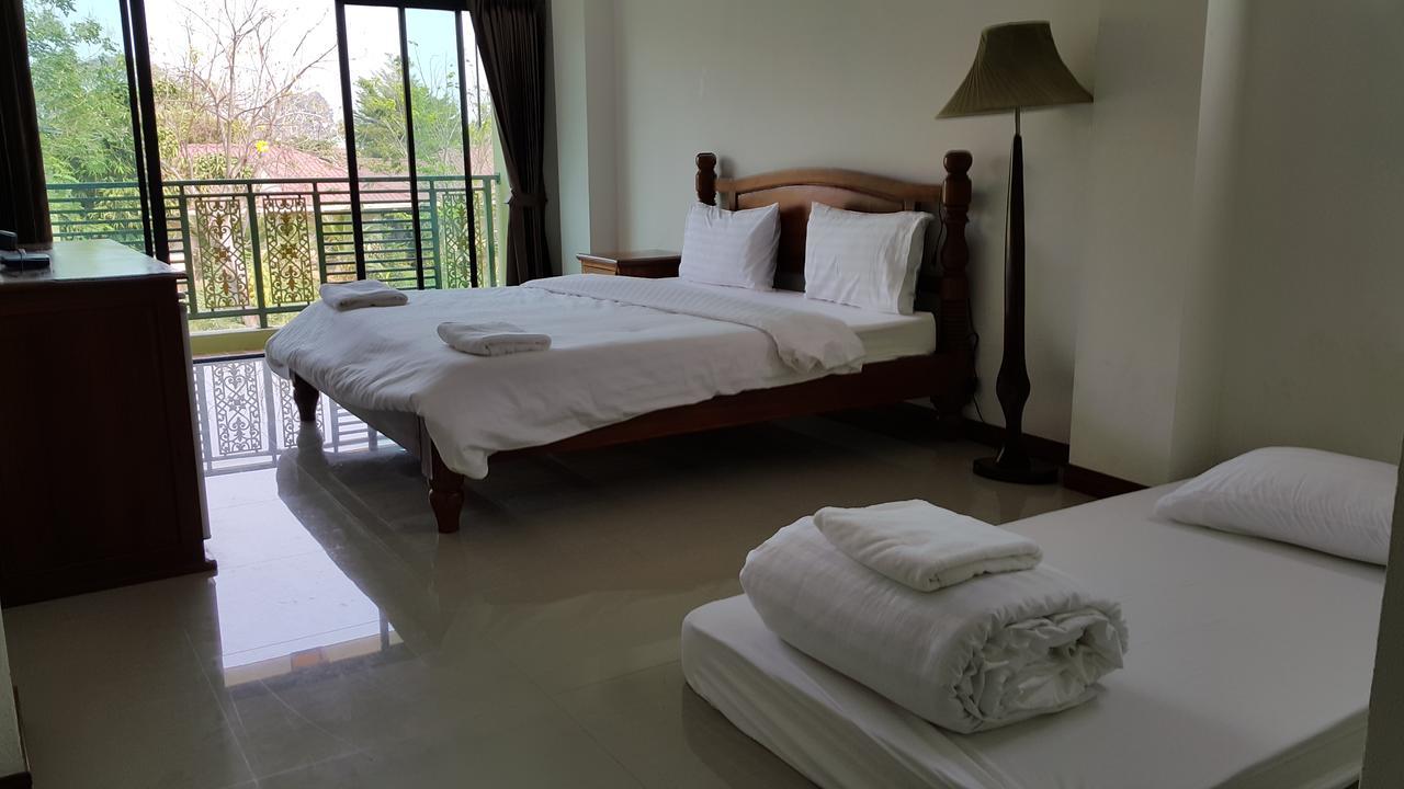 Garden Corner Resort & Hotel Phitsanulok Esterno foto