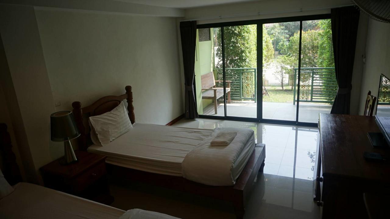 Garden Corner Resort & Hotel Phitsanulok Esterno foto
