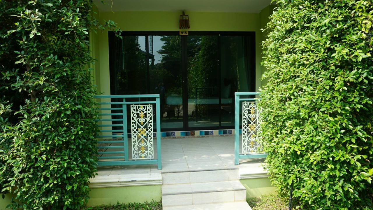 Garden Corner Resort & Hotel Phitsanulok Esterno foto